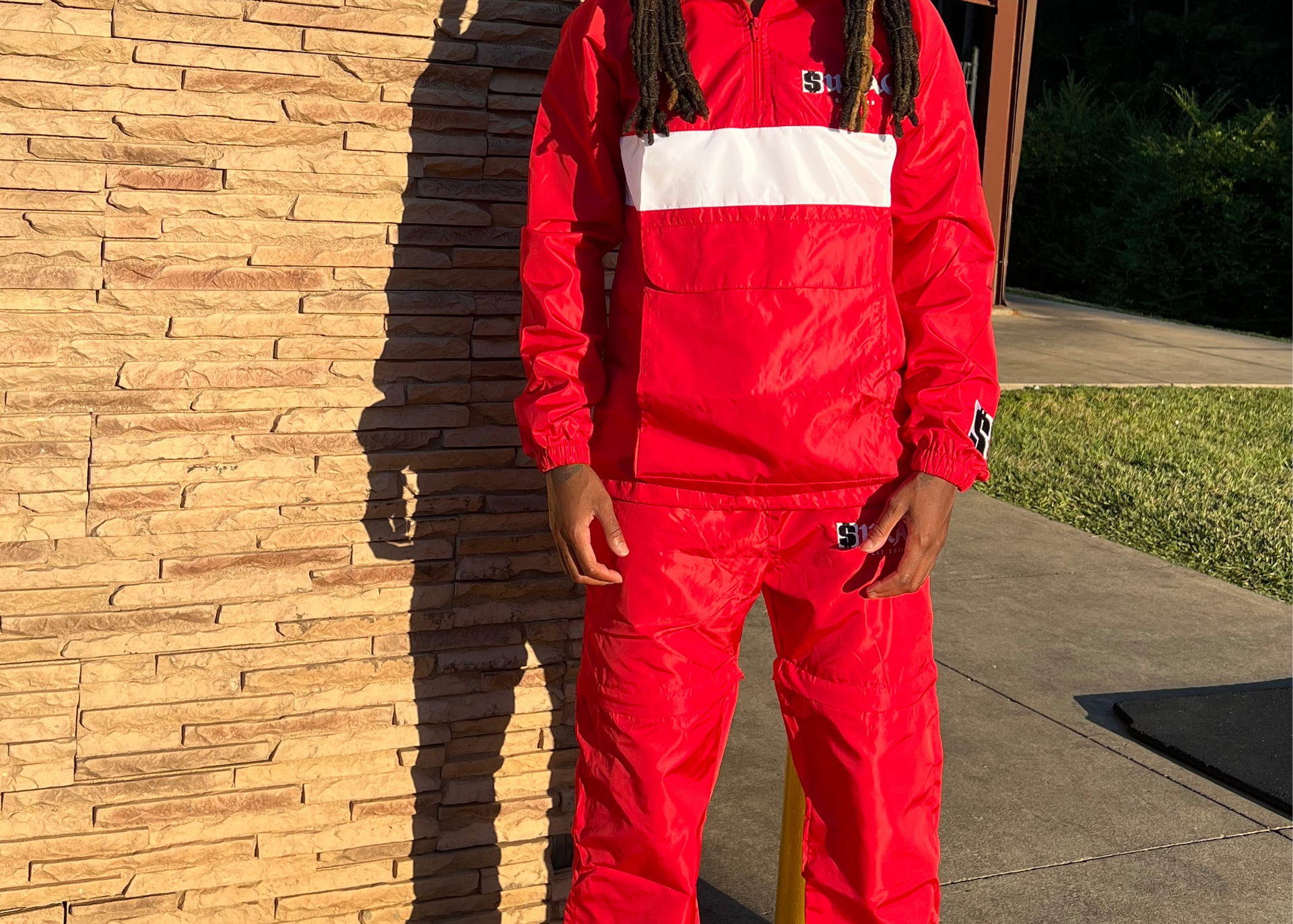 RED QUARTER ZIP WINDBREAKER SET